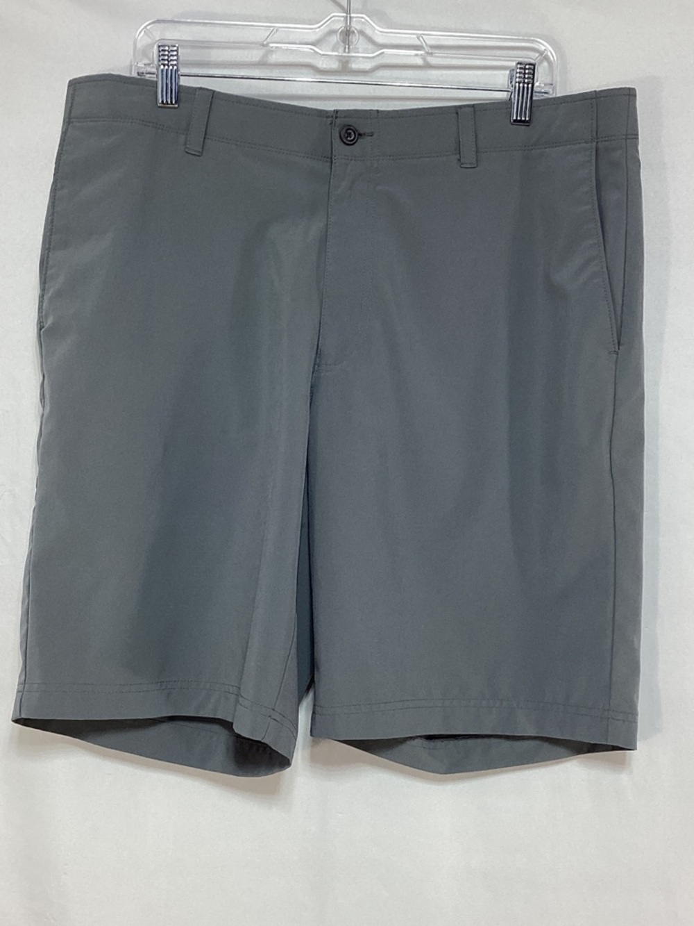 Grand Slam Size 38 Men's Gray Flat-Front Performance Shorts